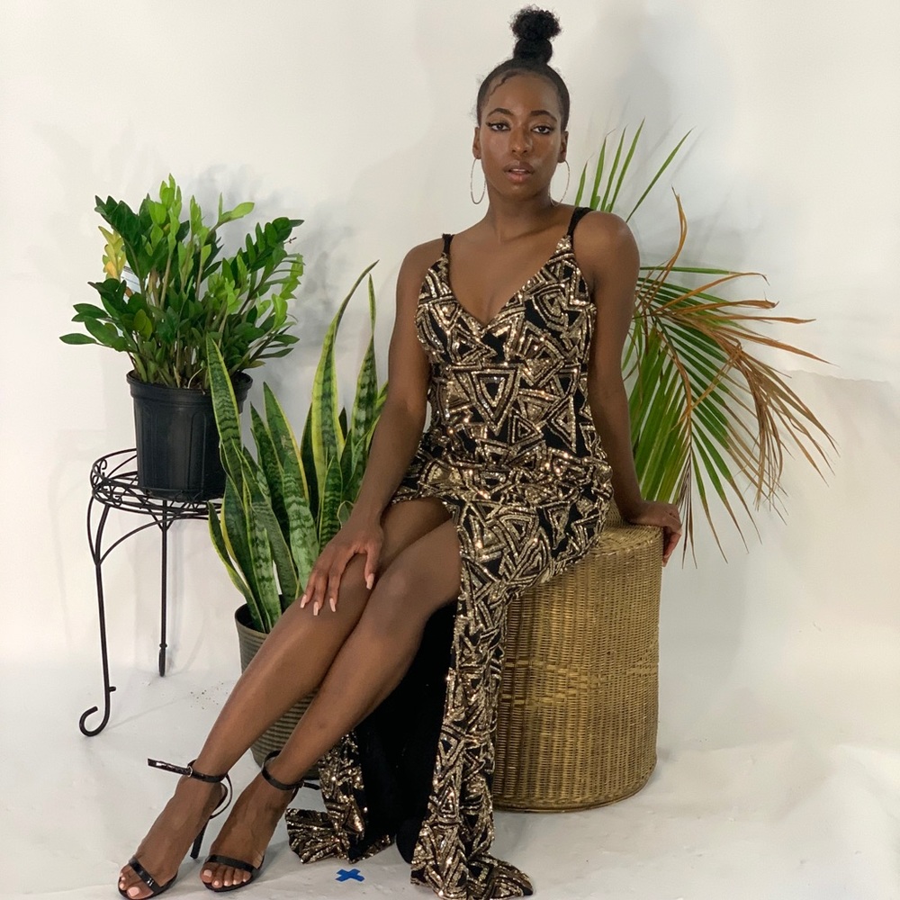 Black And Gold Sequence Dress - image 3